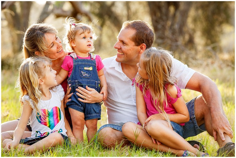 Relaxed Family Photos - J&S - 012 [Deprimo Photography]
